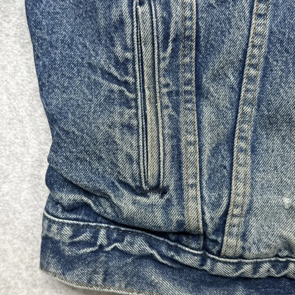 Vintage Levis Denim Jacket 44 Blue Trucker Type III Lined 1980s Distressed USA